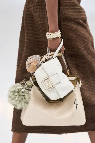 Look 107